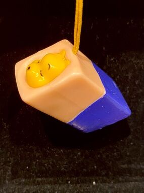 Winnie The Pooh - Peek-A-Pooh Collection Figure (Eraser)